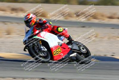 media/Jan-08-2022-SoCal Trackdays (Sat) [[1ec2777125]]/Turn 4 (1145am)/